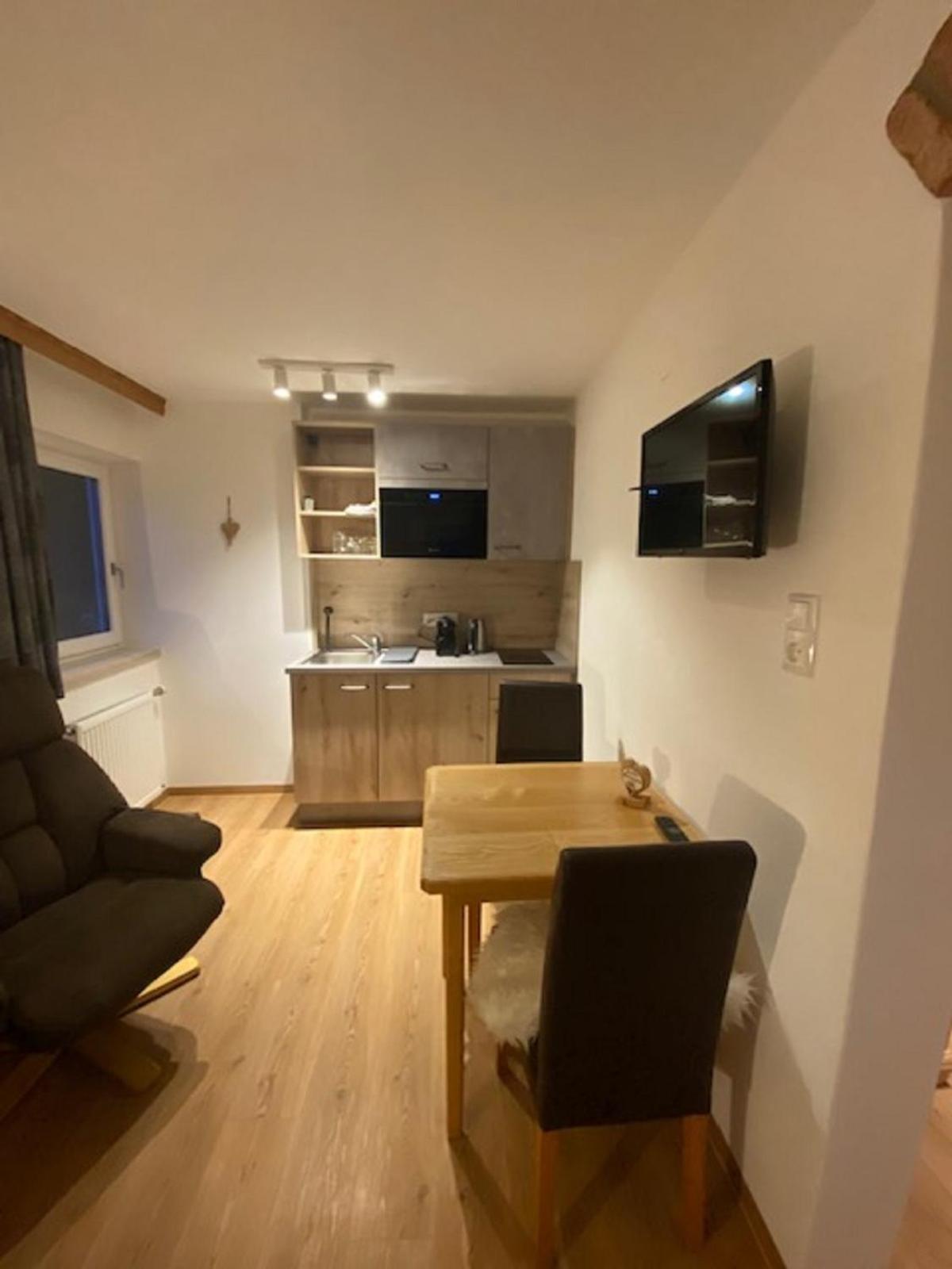 Alpenappartements Schwalbennestl Mittenwald Εξωτερικό φωτογραφία